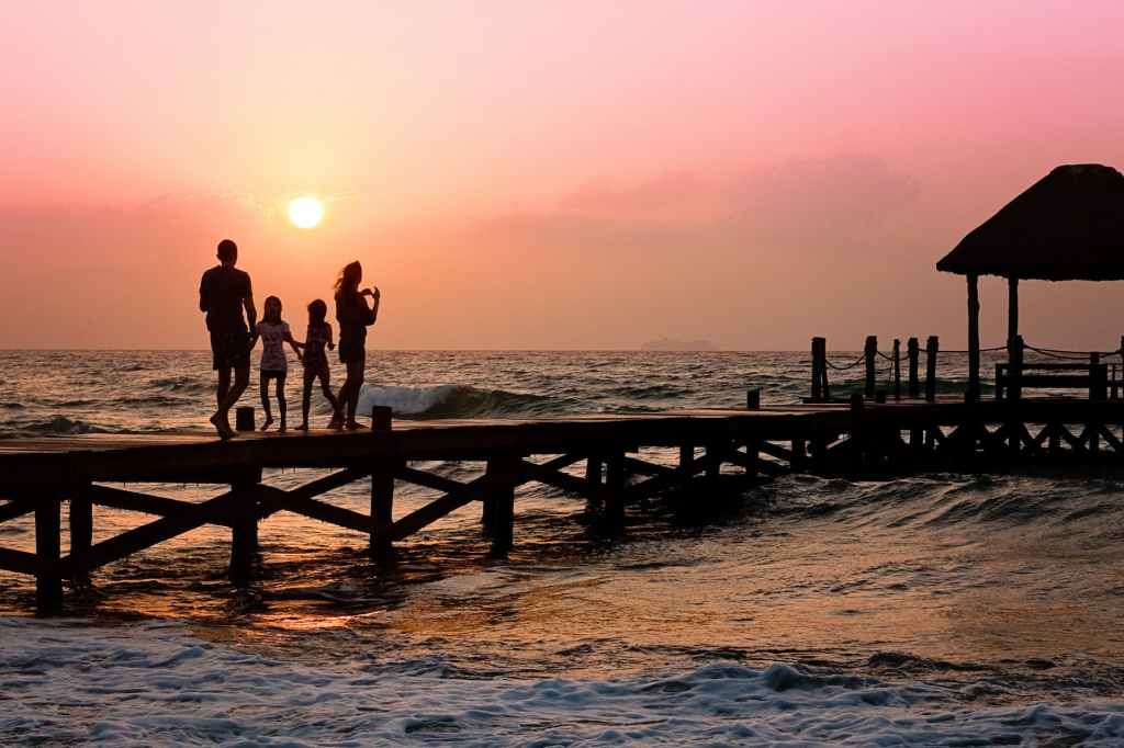 5 Tips for Stress-Free Family&nbsp;Travel